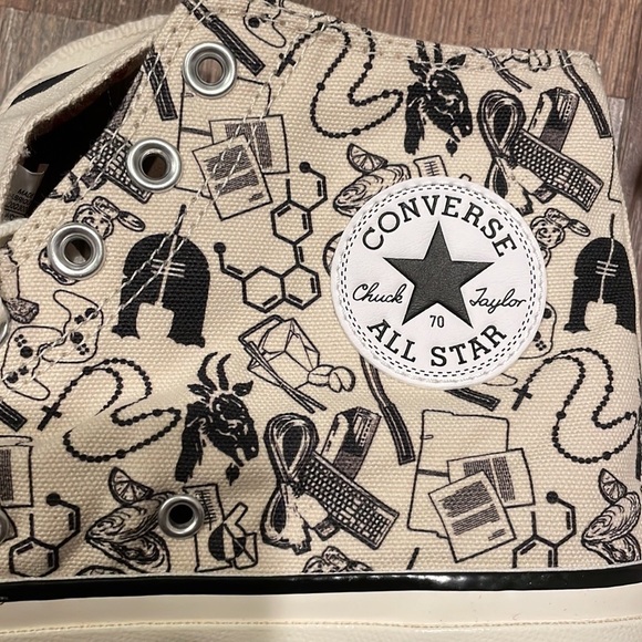 Rare & Exclusive Ozark Custom Converse - Crew Wrap Gift NIB - Picture 4 of 7